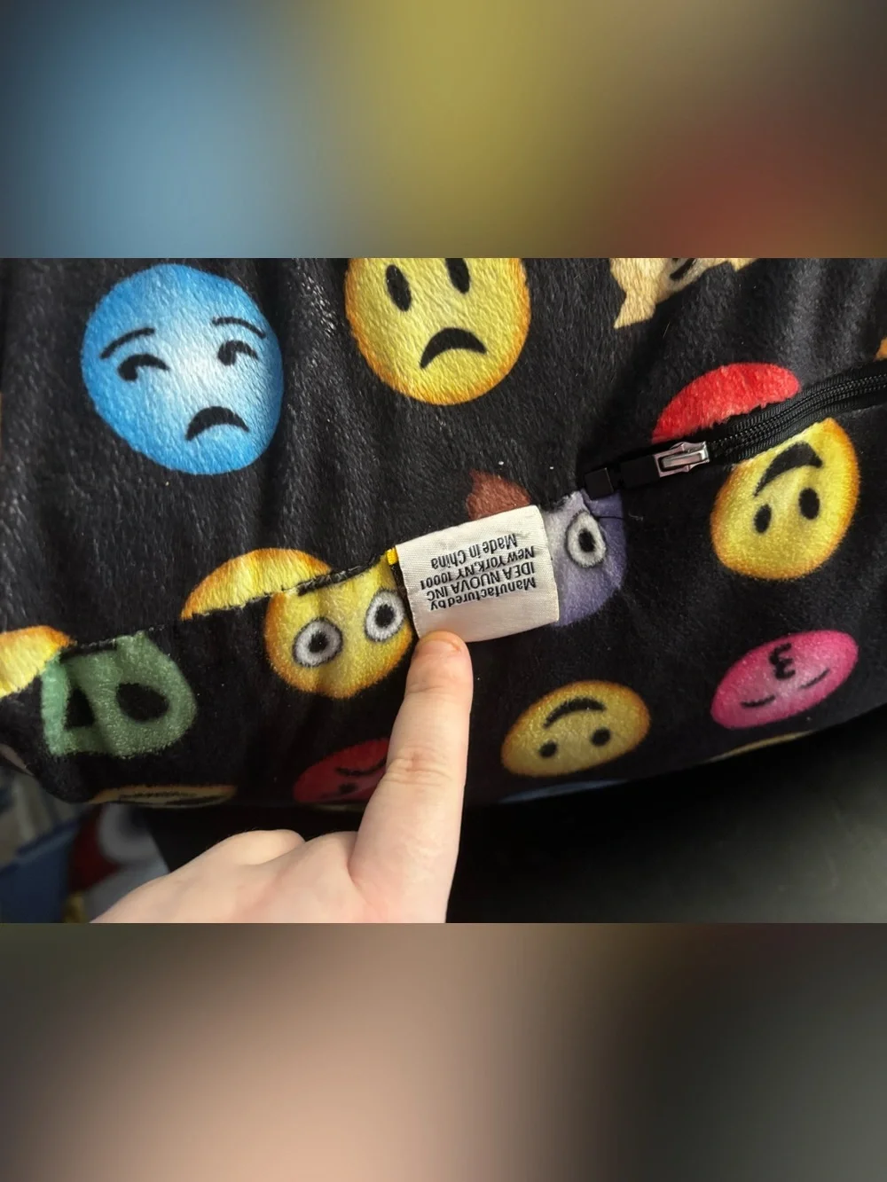 Emoji Pattern Arm Pillow - Black